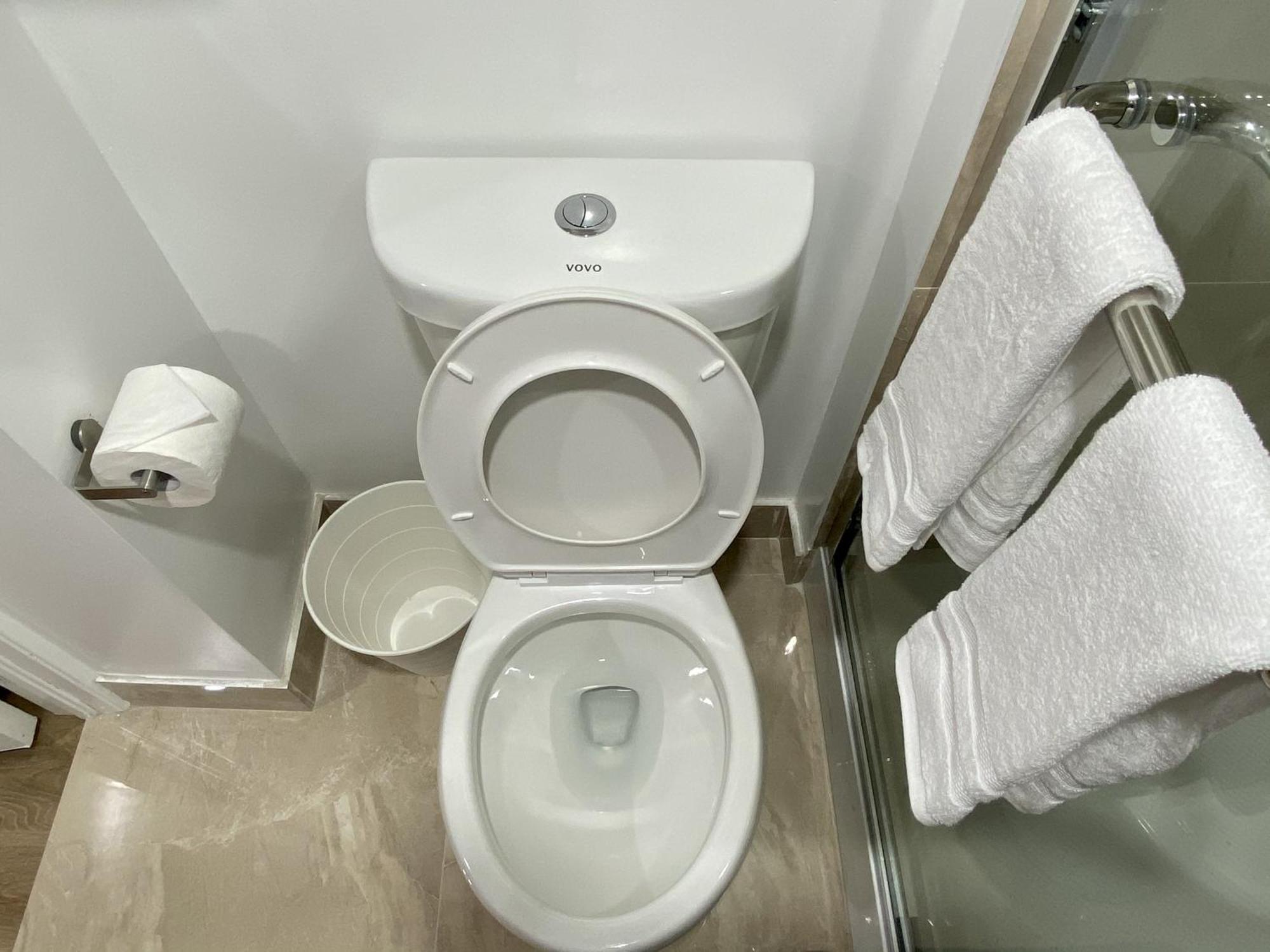 Affordable Room With Free Parking In Newmarket On Экстерьер фото